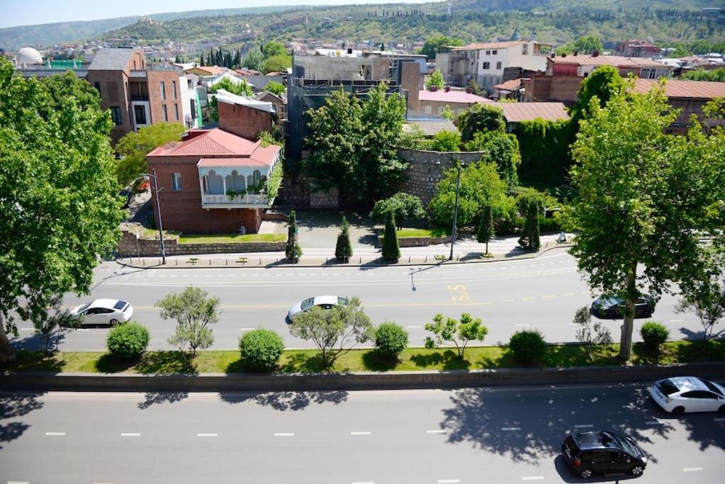 Your Cozy Place Tbilisi Buitenkant foto